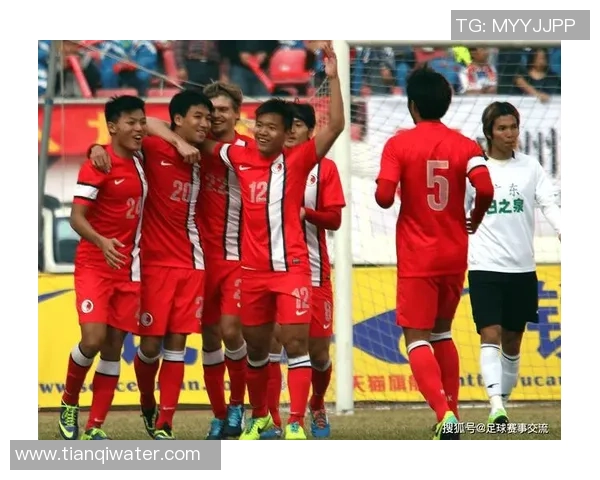 男足U23热身赛精彩对决马来西亚球队展现年轻力量与潜力 男足U23热身赛精彩对决马来西亚球队展现年轻力量与潜力