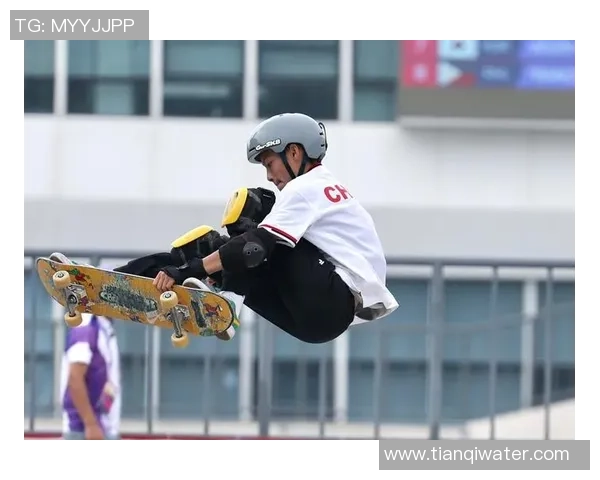 十五运丨滑板男人碗池决赛，13岁小将张永超夺银牌创湖北队前史